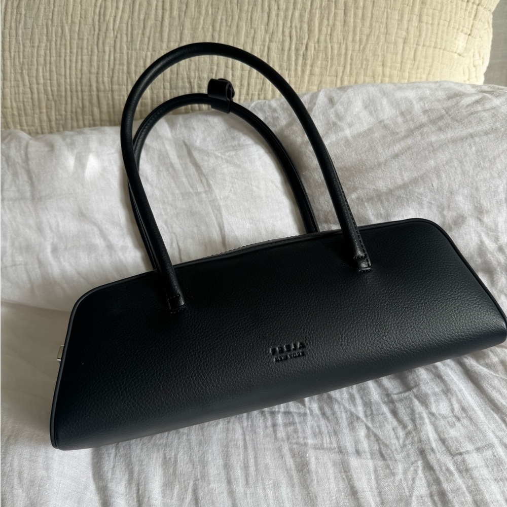 Freja Mercer Bag - New with tags. Black.